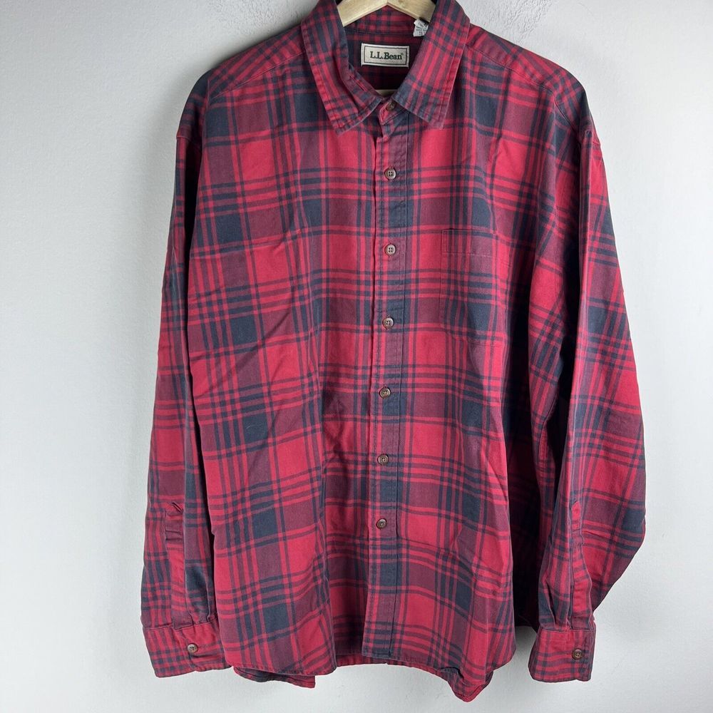 L.L. Bean Long Sleeve Mens XL Cotton Polyester Blend Red & Black Button Up *Flaw